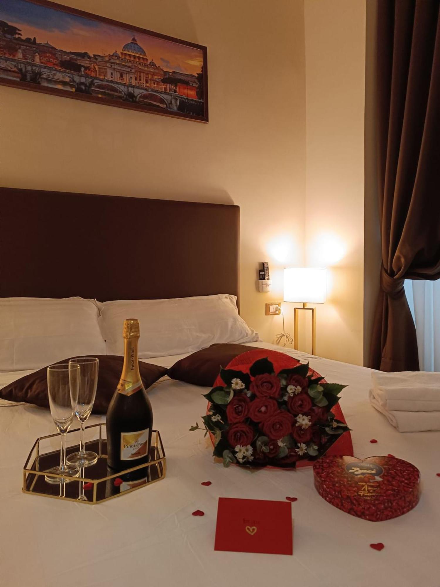 Elegant Rooms Roma - Guest House Ngoại thất bức ảnh