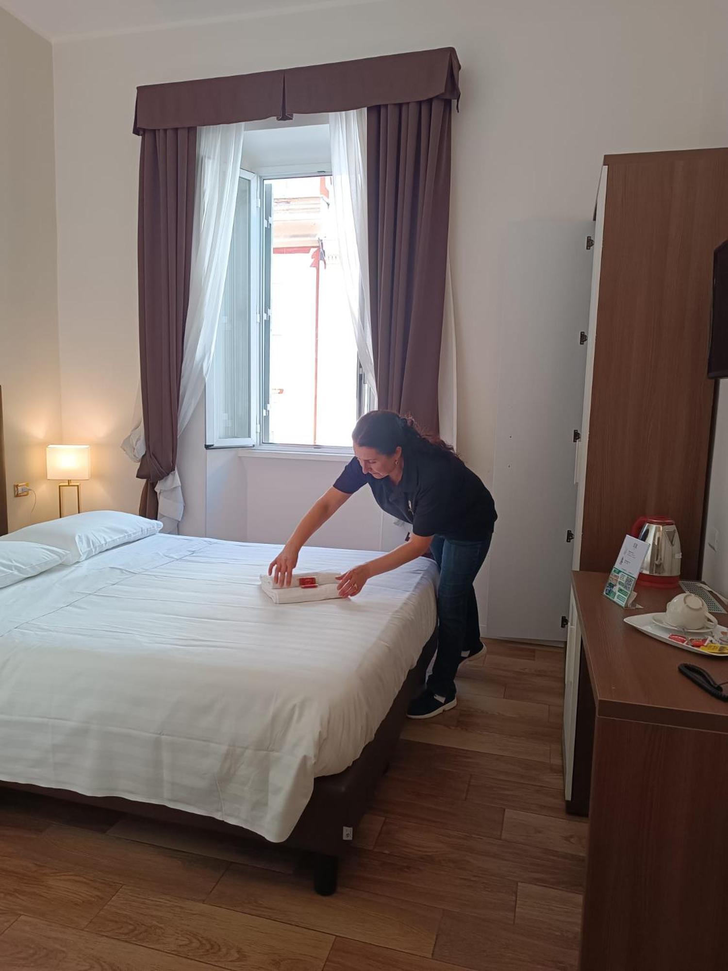 Elegant Rooms Roma - Guest House Ngoại thất bức ảnh